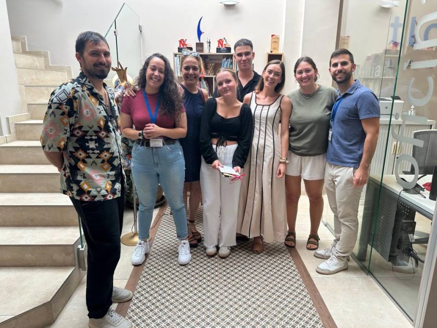 Praktika bei TLCdénia für Hochschulstudenten