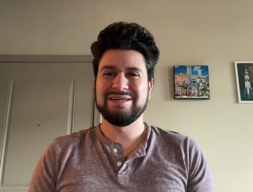 Tony, a BaseLang student sharing his testimonial